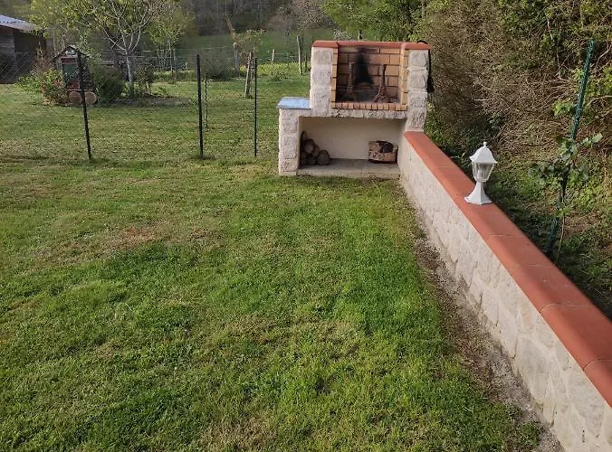 Paisible A La Campagne